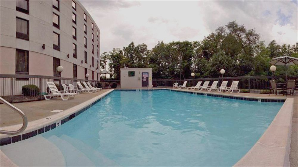 Holiday Inn Express Richmond-Mechanicsville By Ihg Екстериор снимка